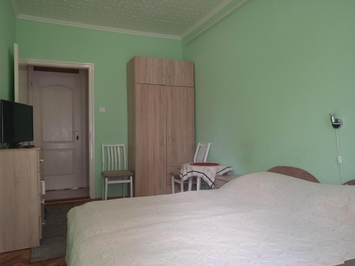Balaton-Lak Apartmanhaz Siofok Bagian luar foto
